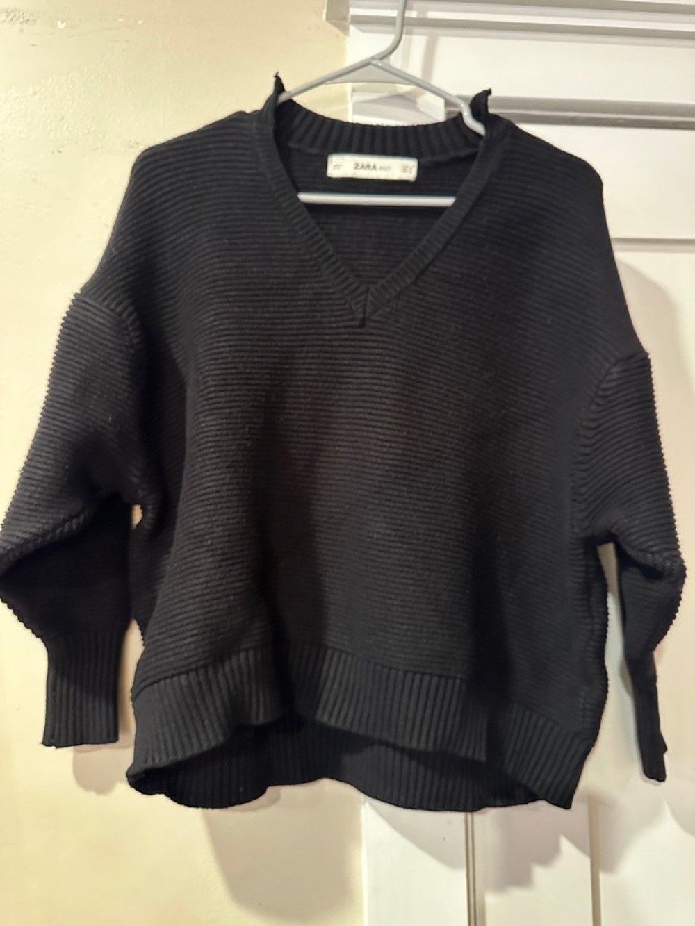 Zara Black Ribbed V-Neck Sweater